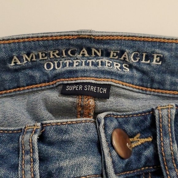 DISTRESSED medium wash jeggings size 6 - Picture 6 of 7